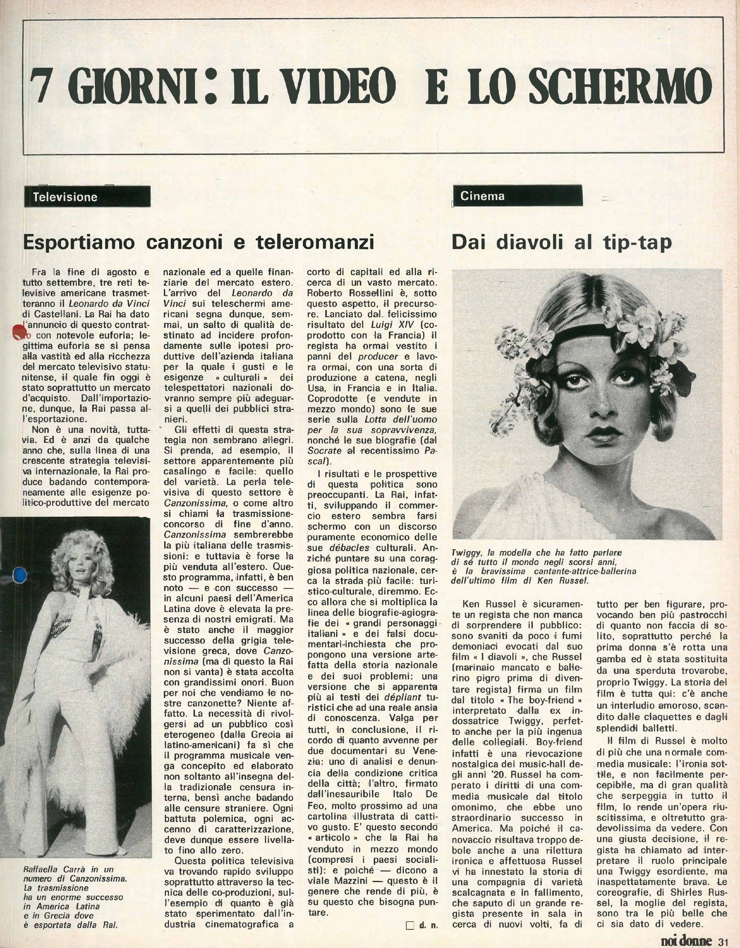 Foto: La donna che esce dall'edicola