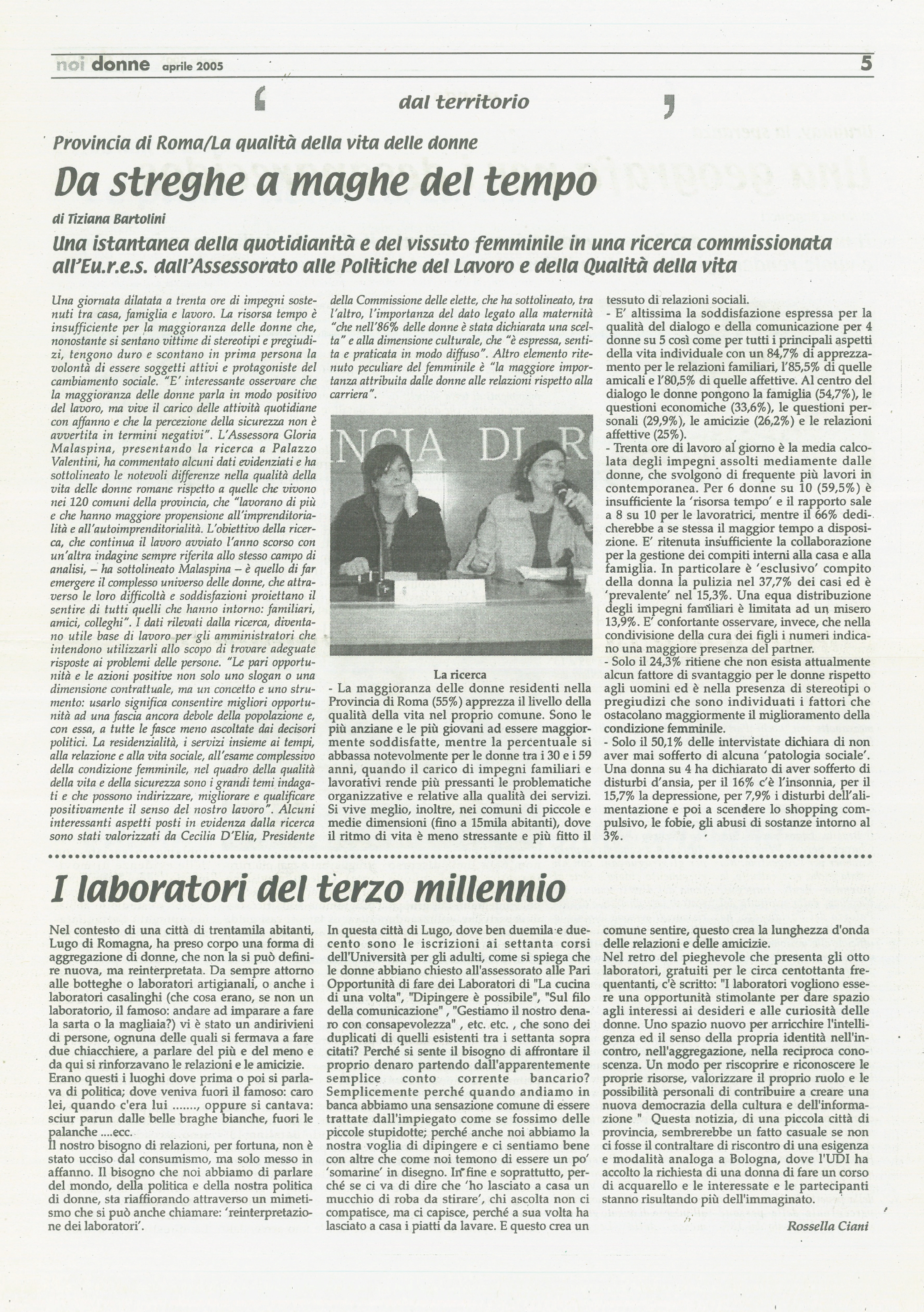 Foto: Costituzione stracciata